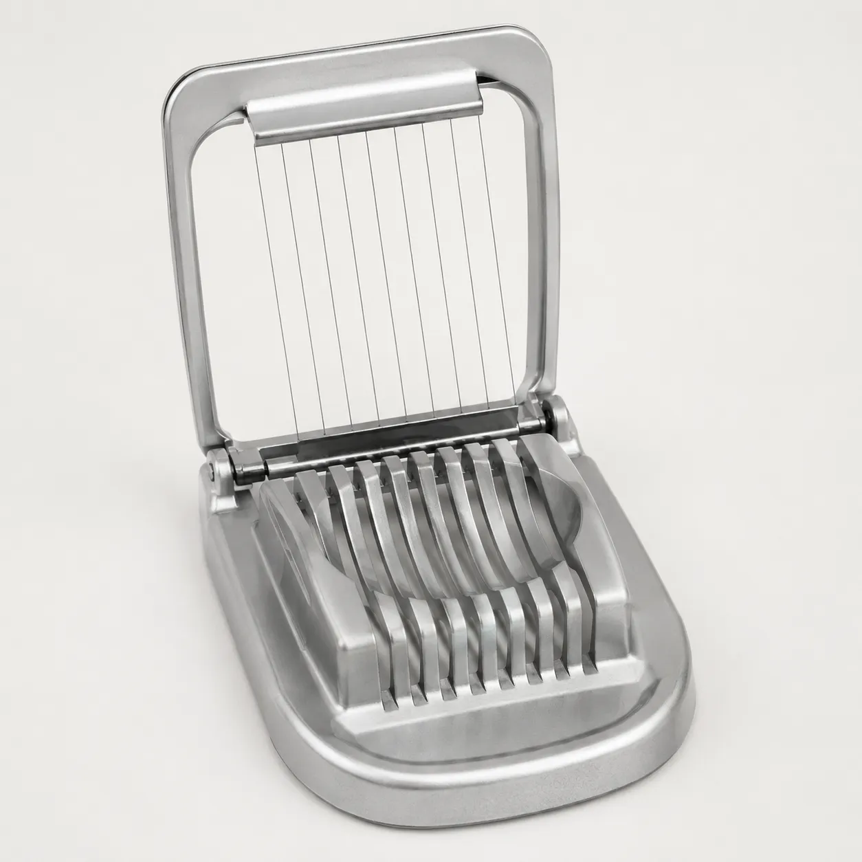 egg slicer