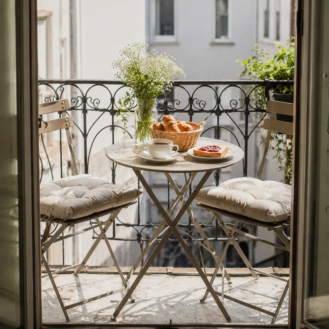 breakfast corner